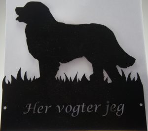 Skilt i smedejern, Her vogter jeg.